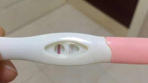 孕晚期胎儿胎动频繁的原因与应对