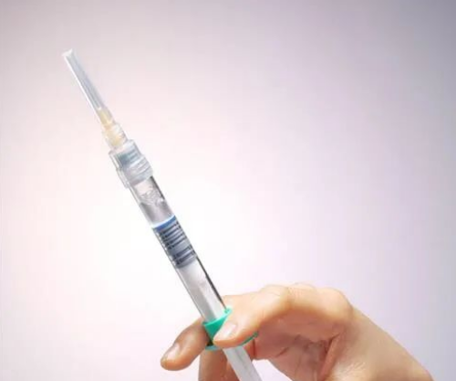 情人节最动人的礼物：赠予她一个试管助孕宝宝